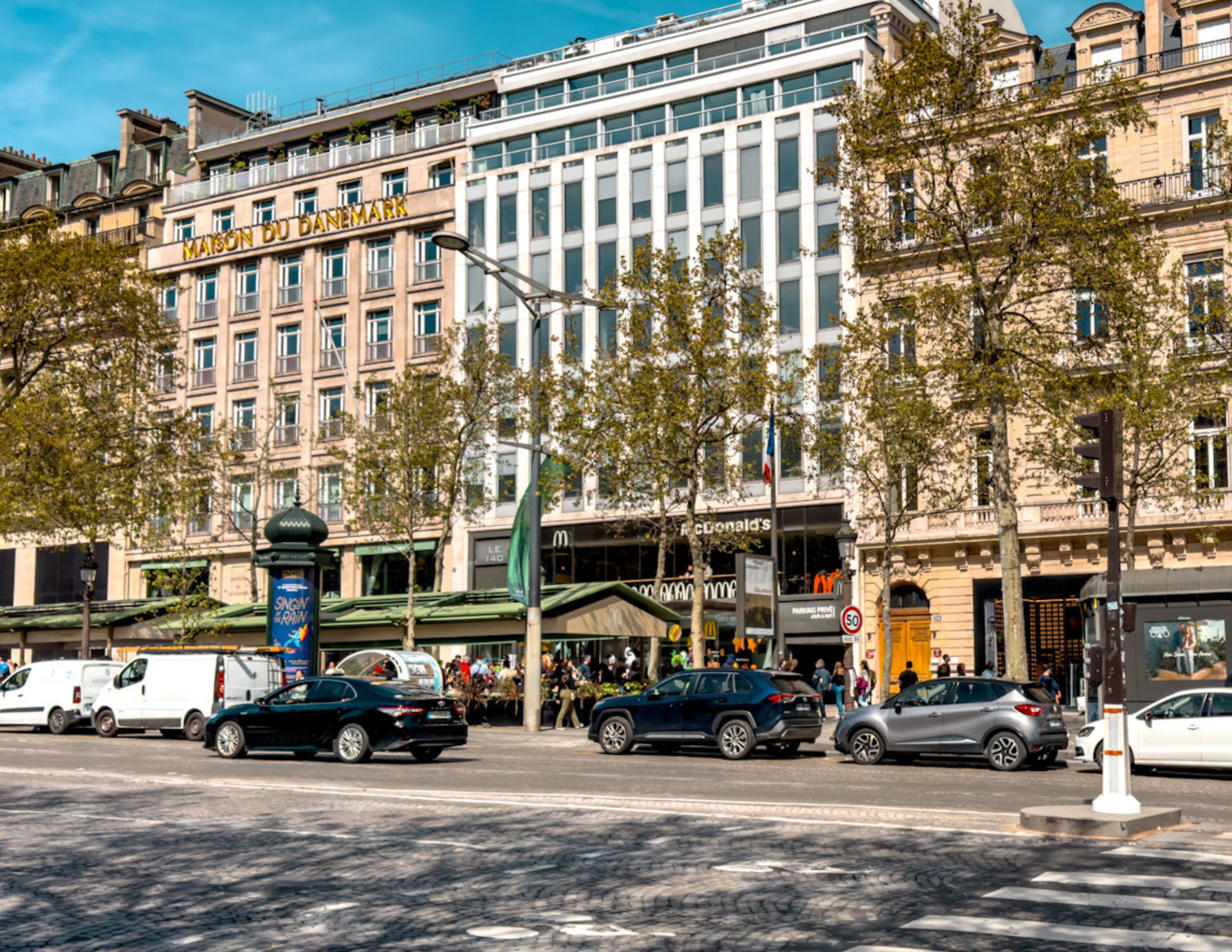 McDonald’s Champs-Élysées Paris.png